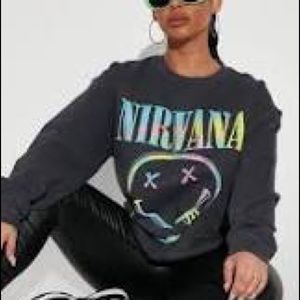 Nirvana Official Logo Sweatshirt NWT M 🕎 🎄 Gift